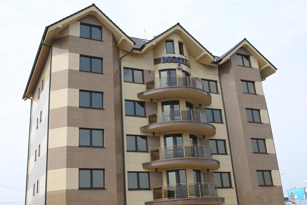 Hotel Kotva Братислава Экстерьер фото