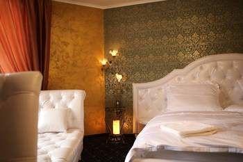 Hotel Kotva Братислава Экстерьер фото